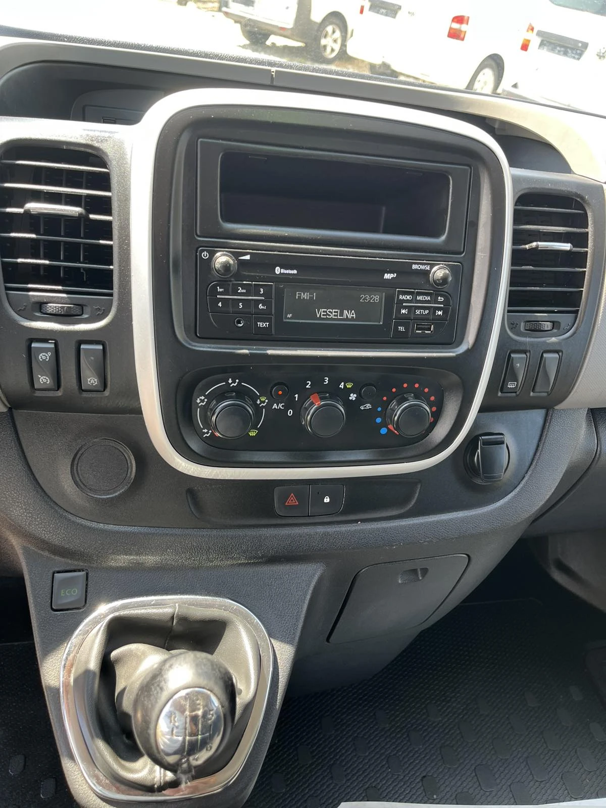 Renault Trafic LONG, KLIMA - изображение 10