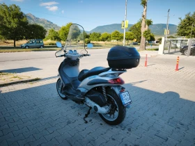 Piaggio Beverly 200, снимка 4