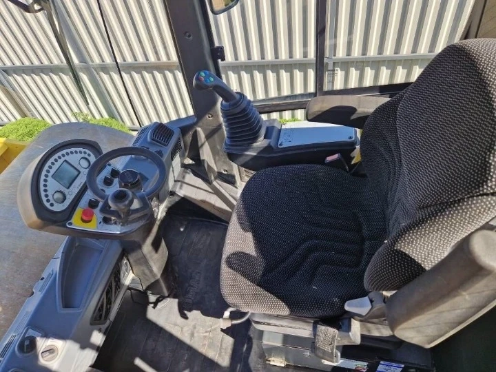 Валяк BOMAG BW211D-5 - изображение 4