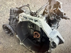 Audi A3 VW Golf Двигател скоростна кутия, снимка 9