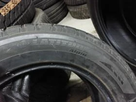 Гуми Зимни 215/65R16, снимка 11