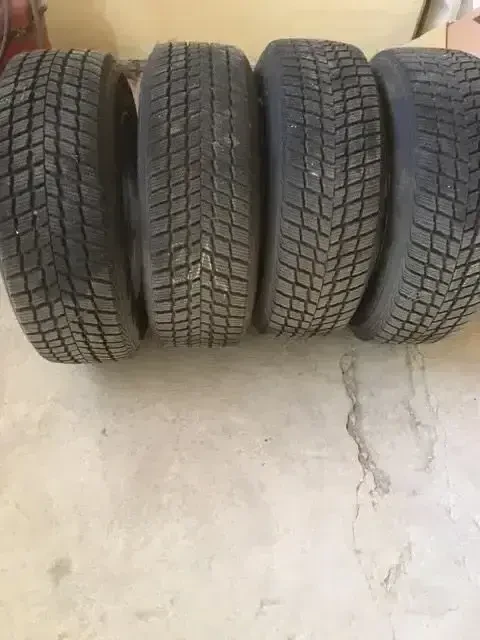 Гуми с джанти Други 235/65R17, снимка 5 - Гуми и джанти - 47350451