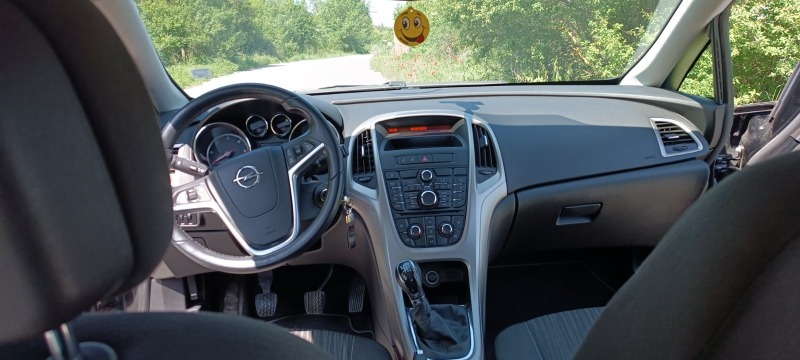 Opel Astra, снимка 9 - Автомобили и джипове - 46204023