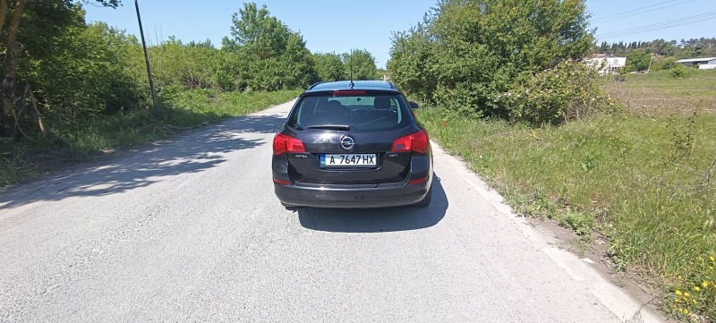 Opel Astra, снимка 8 - Автомобили и джипове - 46204023