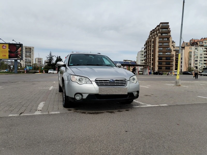 Subaru Outback, снимка 1 - Автомобили и джипове - 46663022