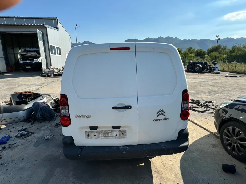 Citroen Berlingo 1.6HDI/90кс, снимка 5 - Автомобили и джипове - 46830967