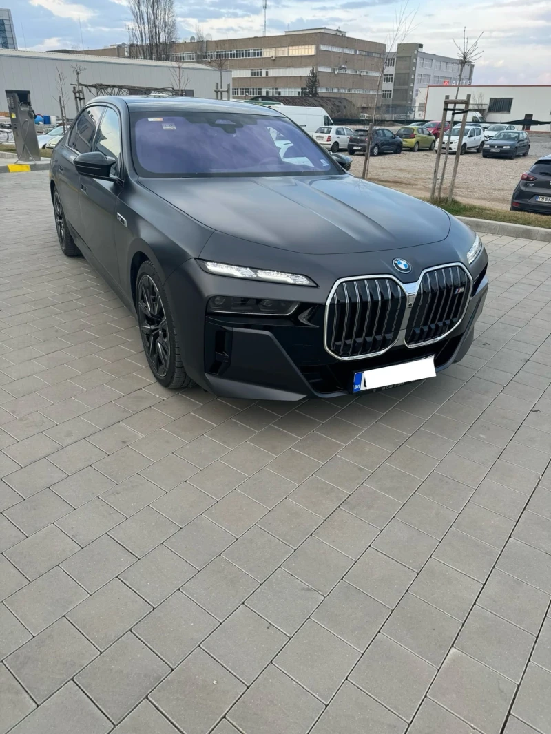 BMW 760 Plug in hibrid- 571 hp, снимка 3 - Автомобили и джипове - 49472302