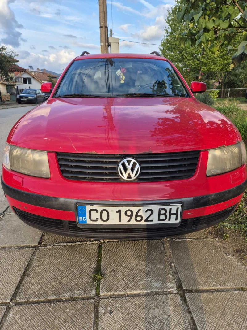 VW Passat, снимка 1 - Автомобили и джипове - 47486667