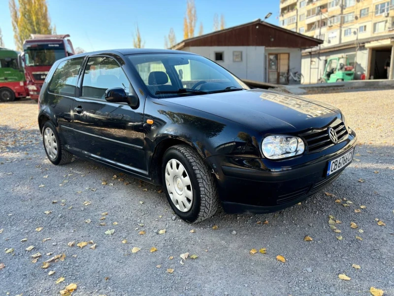 VW Golf, снимка 3 - Автомобили и джипове - 47892971