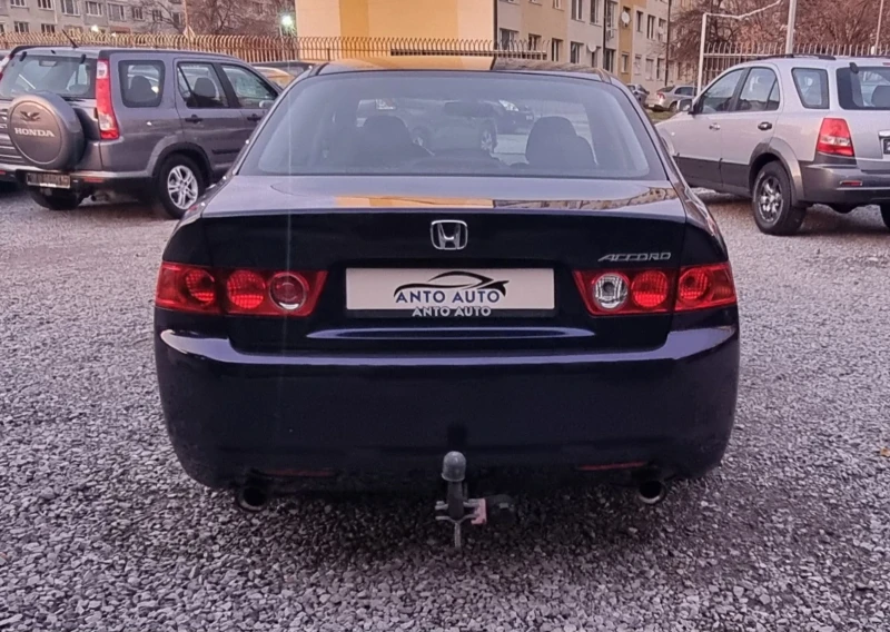 Honda Accord 2.4 i-VTEC Екзекютив!, снимка 6 - Автомобили и джипове - 48103440