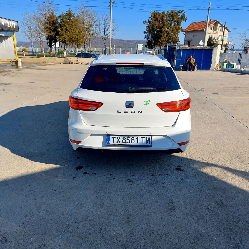 Seat Leon 1.5 Швейцария  Метан, снимка 5 - Автомобили и джипове - 48967277