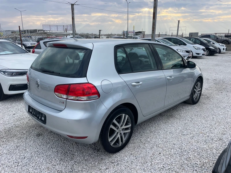 VW Golf 1.6TDI ЛИЗИНГ, снимка 4 - Автомобили и джипове - 48995551