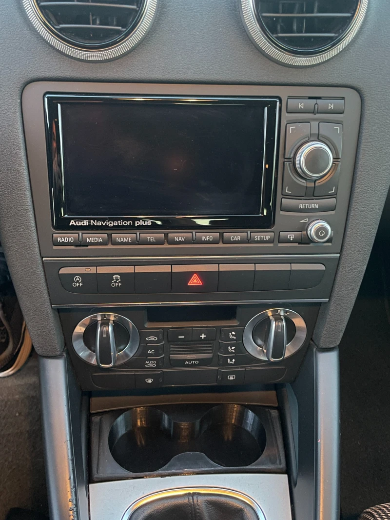 Audi A3 2.0 TDI, снимка 13 - Автомобили и джипове - 52567711