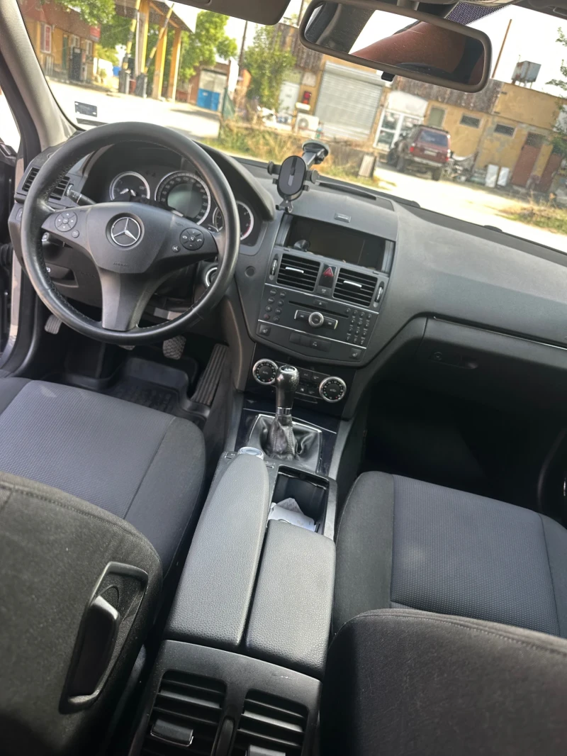 Mercedes-Benz C 200 Комби, снимка 9 - Автомобили и джипове - 52660755