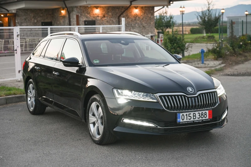 Skoda Superb 2.0TDI* Digital* 2024г* STYLE* Камера* MATRIX* Ger, снимка 4 - Автомобили и джипове - 51719277