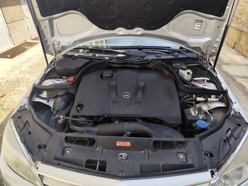 Mercedes-Benz C 200 cdi, снимка 10 - Автомобили и джипове - 51838299