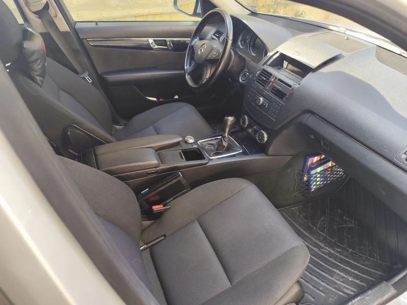 Mercedes-Benz C 200 cdi, снимка 6 - Автомобили и джипове - 51838299