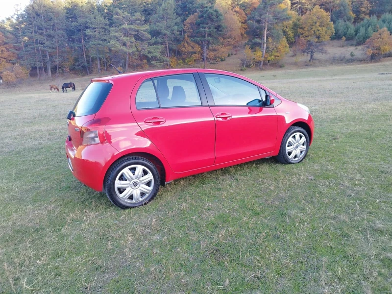Toyota Yaris, снимка 5 - Автомобили и джипове - 52645626