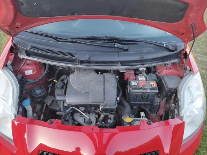 Toyota Yaris, снимка 6 - Автомобили и джипове - 52645626