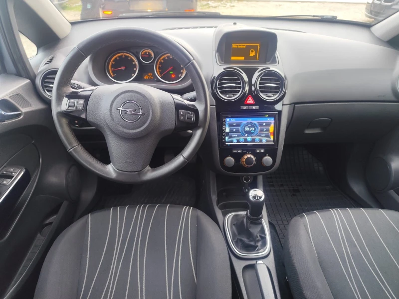 Opel Corsa 1.2 бензин, снимка 10 - Автомобили и джипове - 52650749