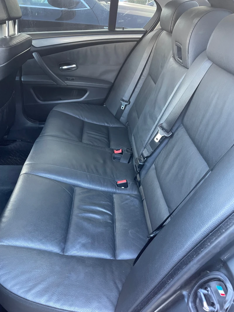 BMW 523 Facelift, снимка 7 - Автомобили и джипове - 52919976