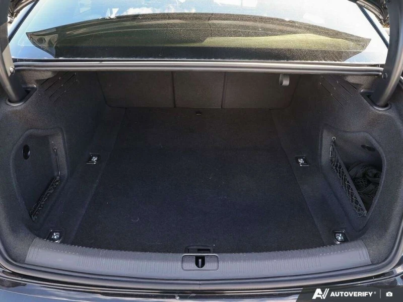 Audi A4 * quattro Premium * CARFAX * ЦЕНА ДО БГ, снимка 14 - Автомобили и джипове - 53251187