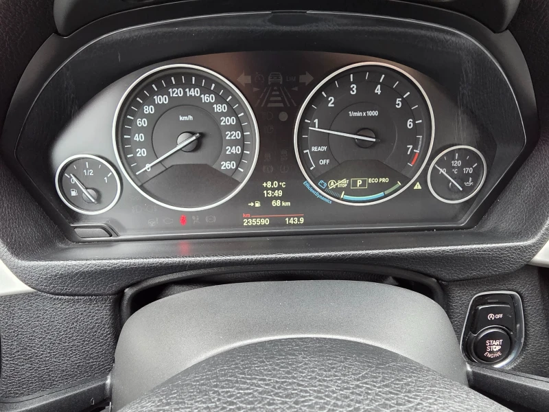 BMW 320 2.0i Top , снимка 8 - Автомобили и джипове - 53354621