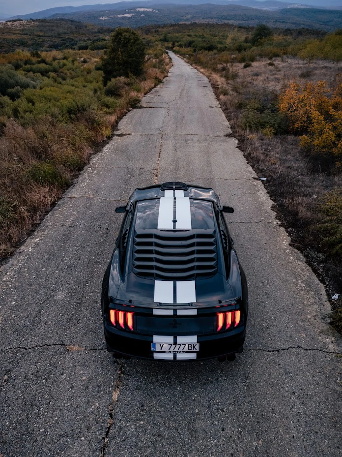 Ford Mustang, снимка 5 - Автомобили и джипове - 52383800