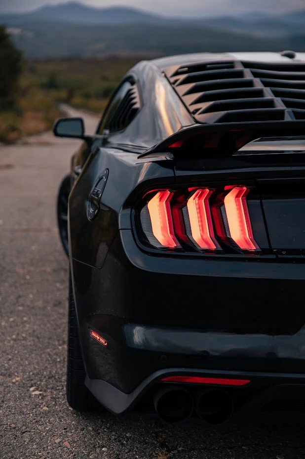 Ford Mustang, снимка 7 - Автомобили и джипове - 52383800