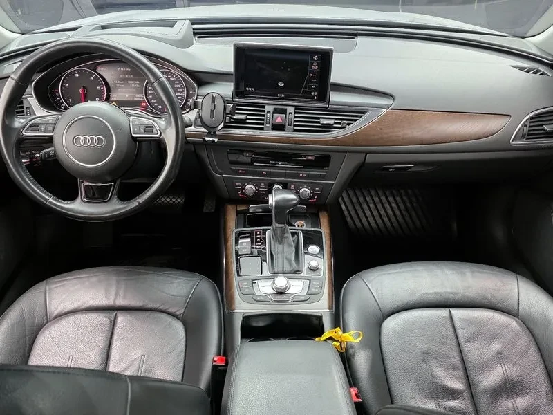 Audi A6 2.0 TDI Dynamic C7, снимка 7 - Автомобили и джипове - 53269745