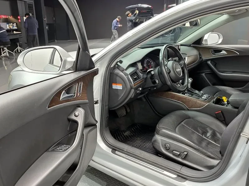 Audi A6 2.0 TDI Dynamic C7, снимка 11 - Автомобили и джипове - 53269745