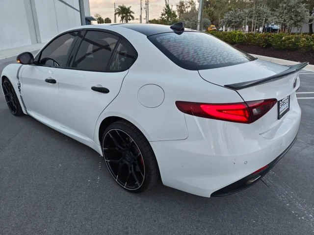 Alfa Romeo Giulia 2017* BSW AS Performance* CARFAX* КРАЙНА ЦЕНА, снимка 7 - Автомобили и джипове - 53887596