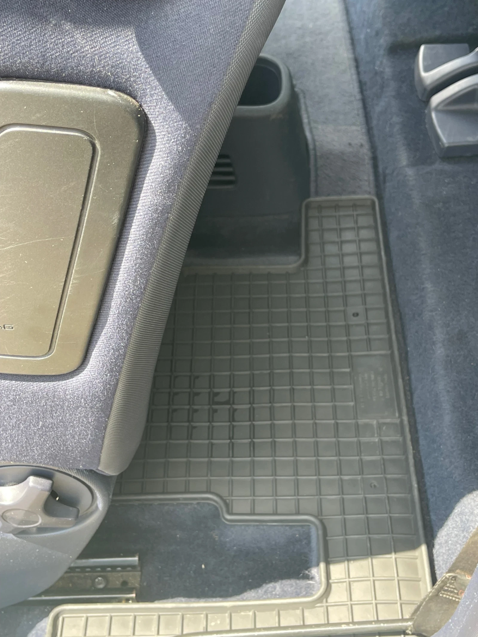 Peugeot 1007 1.4 бензин 75 к.с - изображение 10