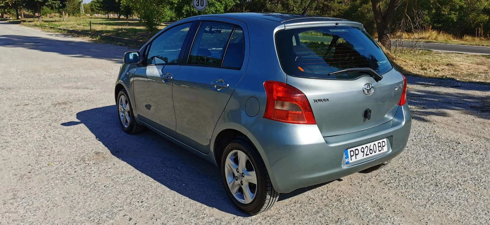 Toyota Yaris 1.3 БЕНЗИН  - изображение 4