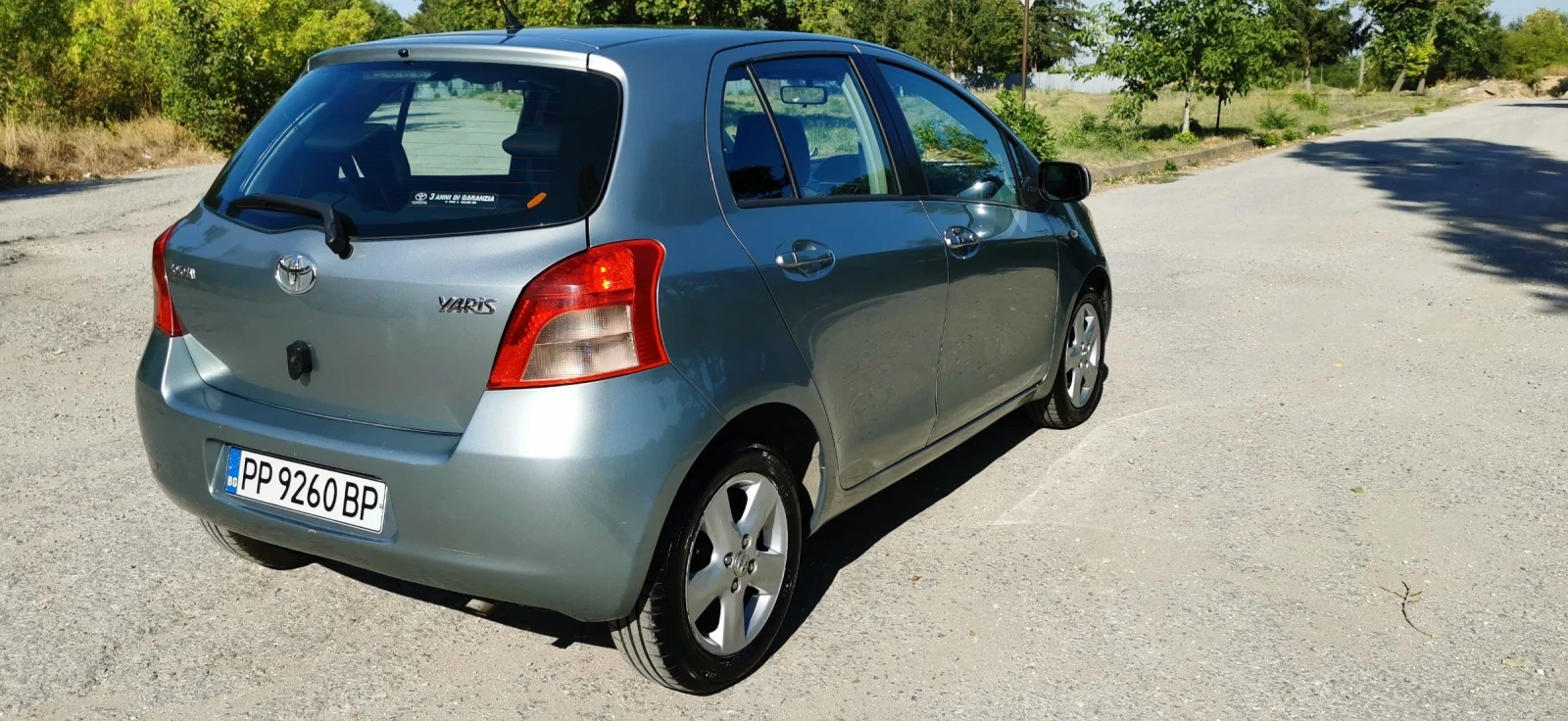 Toyota Yaris 1.3 БЕНЗИН  - изображение 6