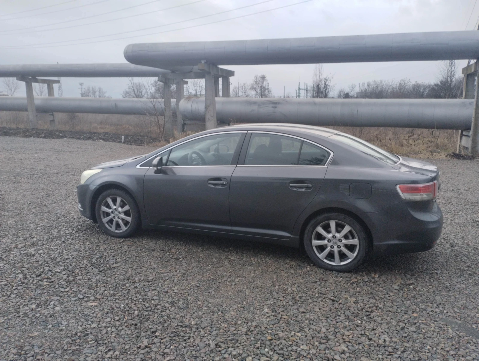 Toyota Avensis  - изображение 3
