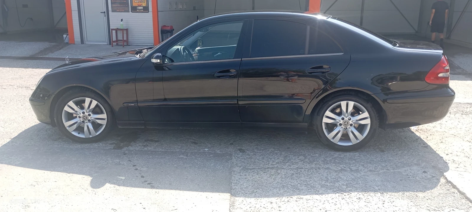 Mercedes-Benz E 270 2700 - изображение 8