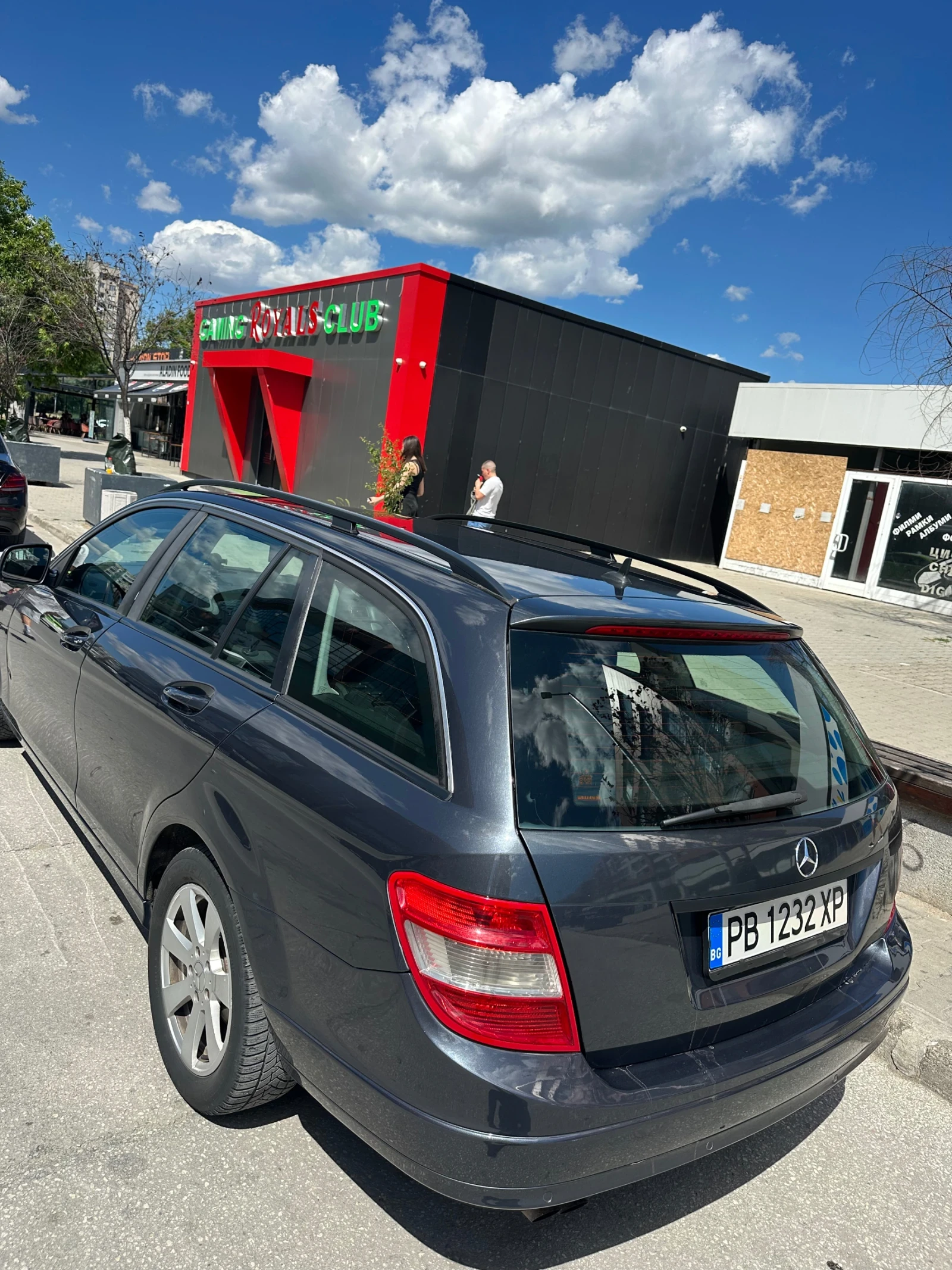 Mercedes-Benz C 200, снимка 15 - Автомобили и джипове - 54709396