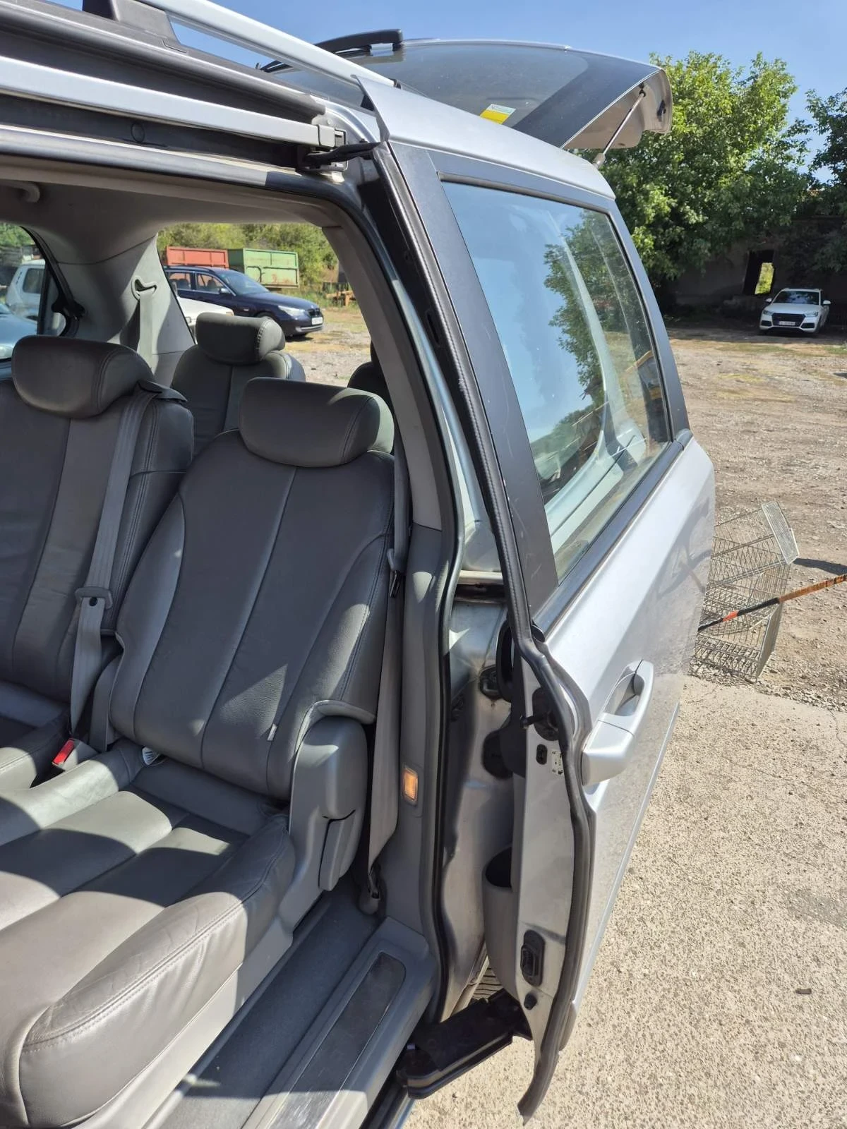 Kia Carnival | Mobile.bg   10