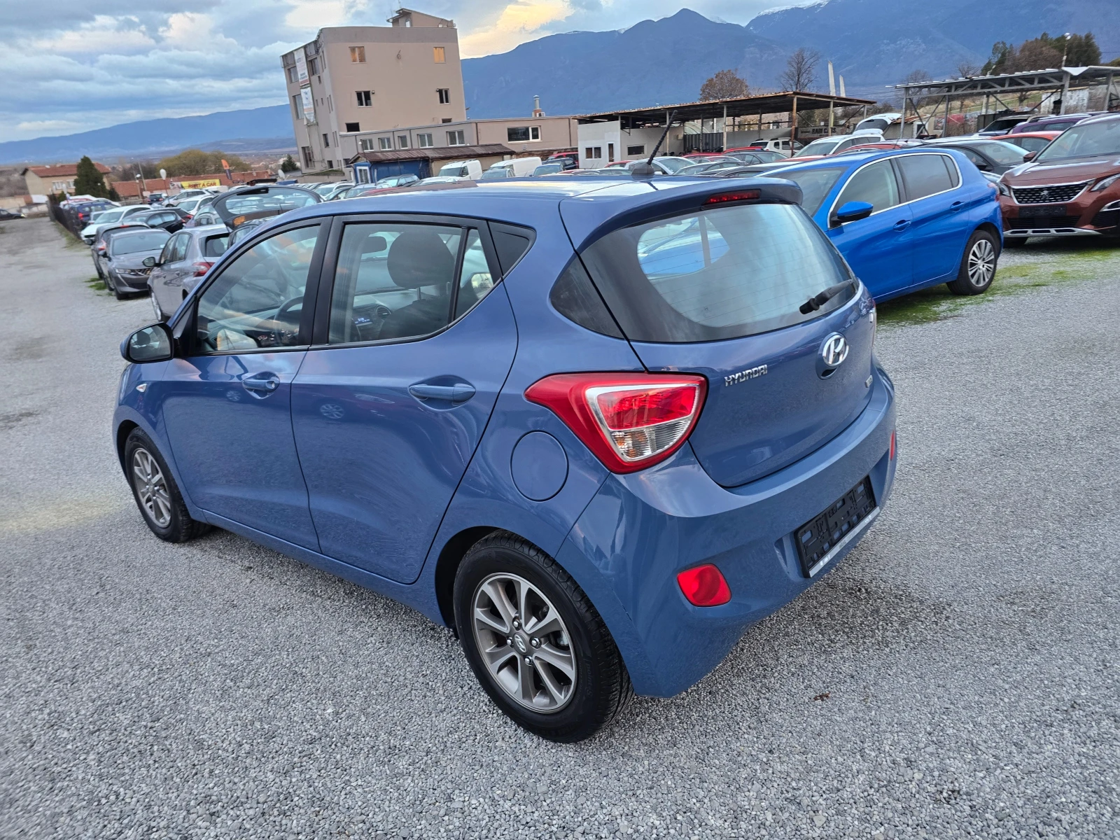 Hyundai I10 1.2I-87K.C-EURO5B - изображение 7