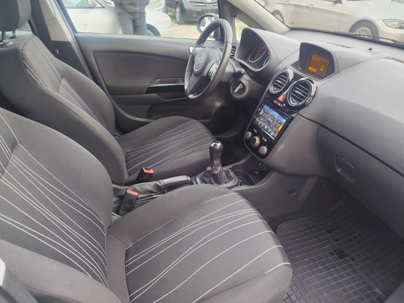 Opel Corsa 1.2  | Mobile.bg   12