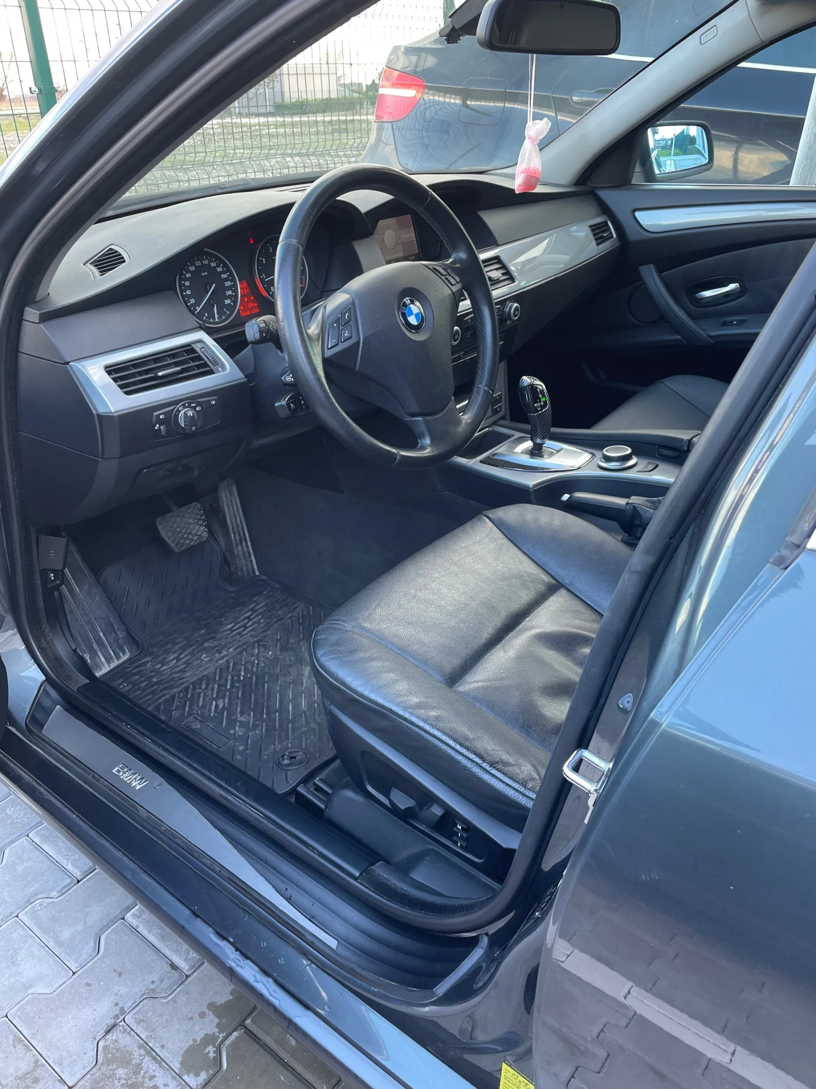 BMW 523 Facelift | Mobile.bg � ����������� 9