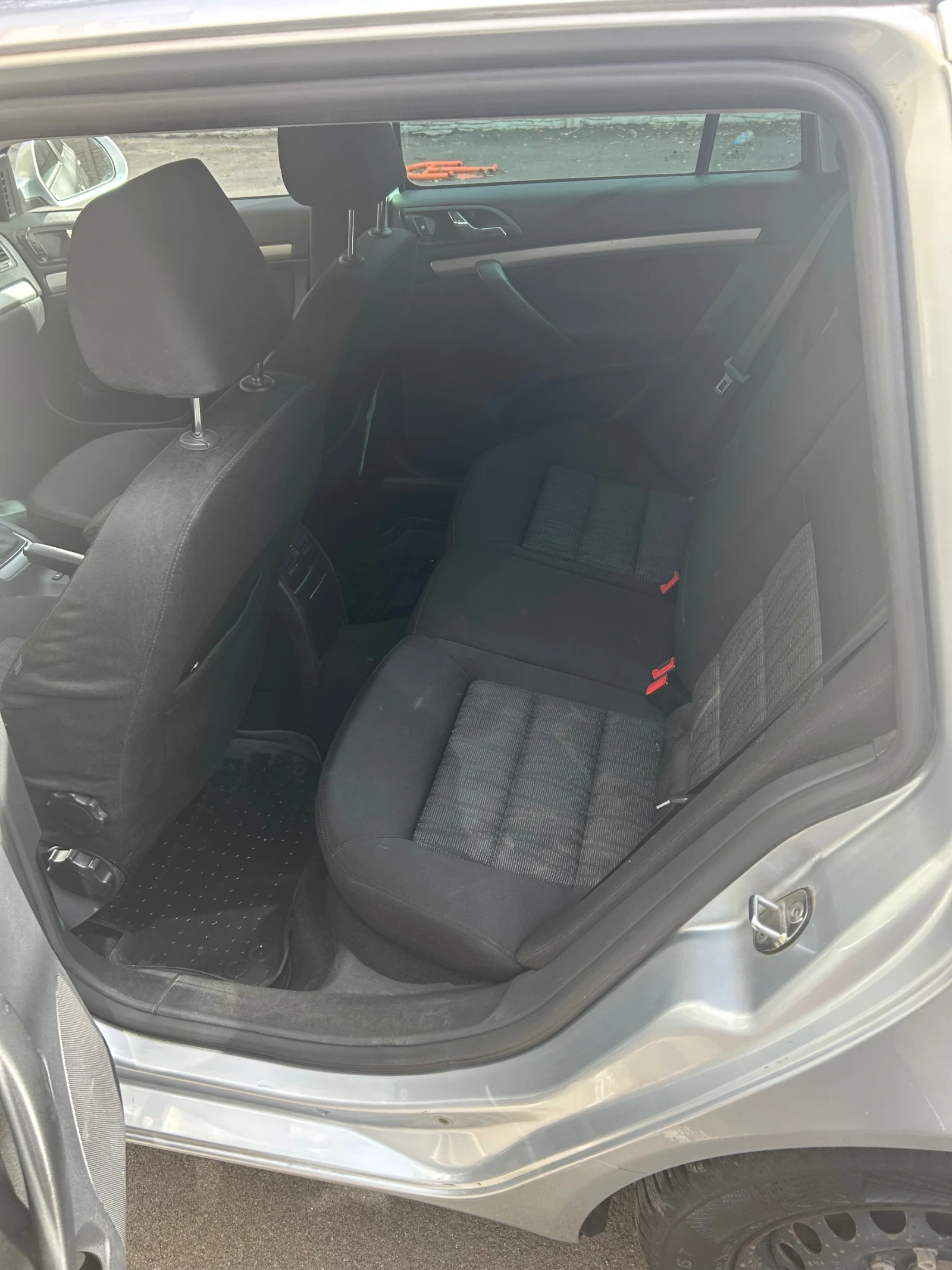 Skoda Octavia, снимка 9 - Автомобили и джипове - 53803494