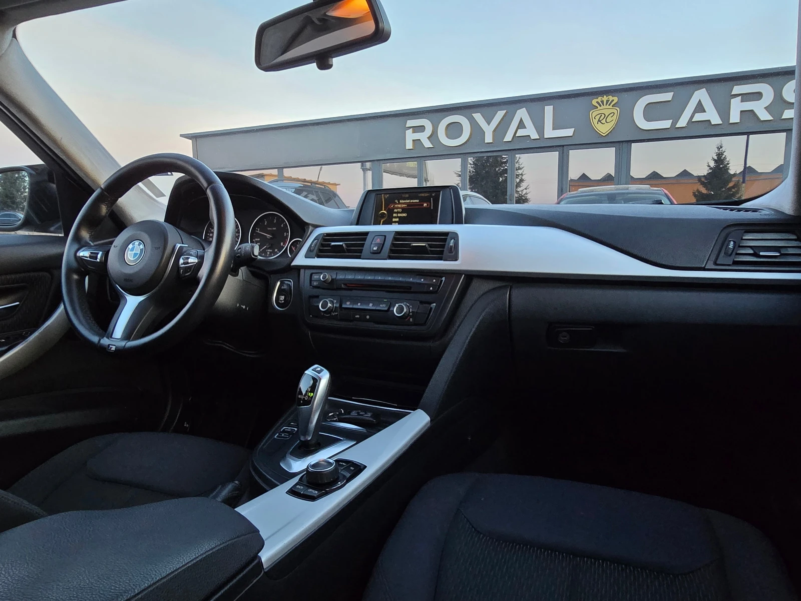 BMW 320 M Performance* 20inch* Exclusive* , снимка 13 - Автомобили и джипове - 53822981