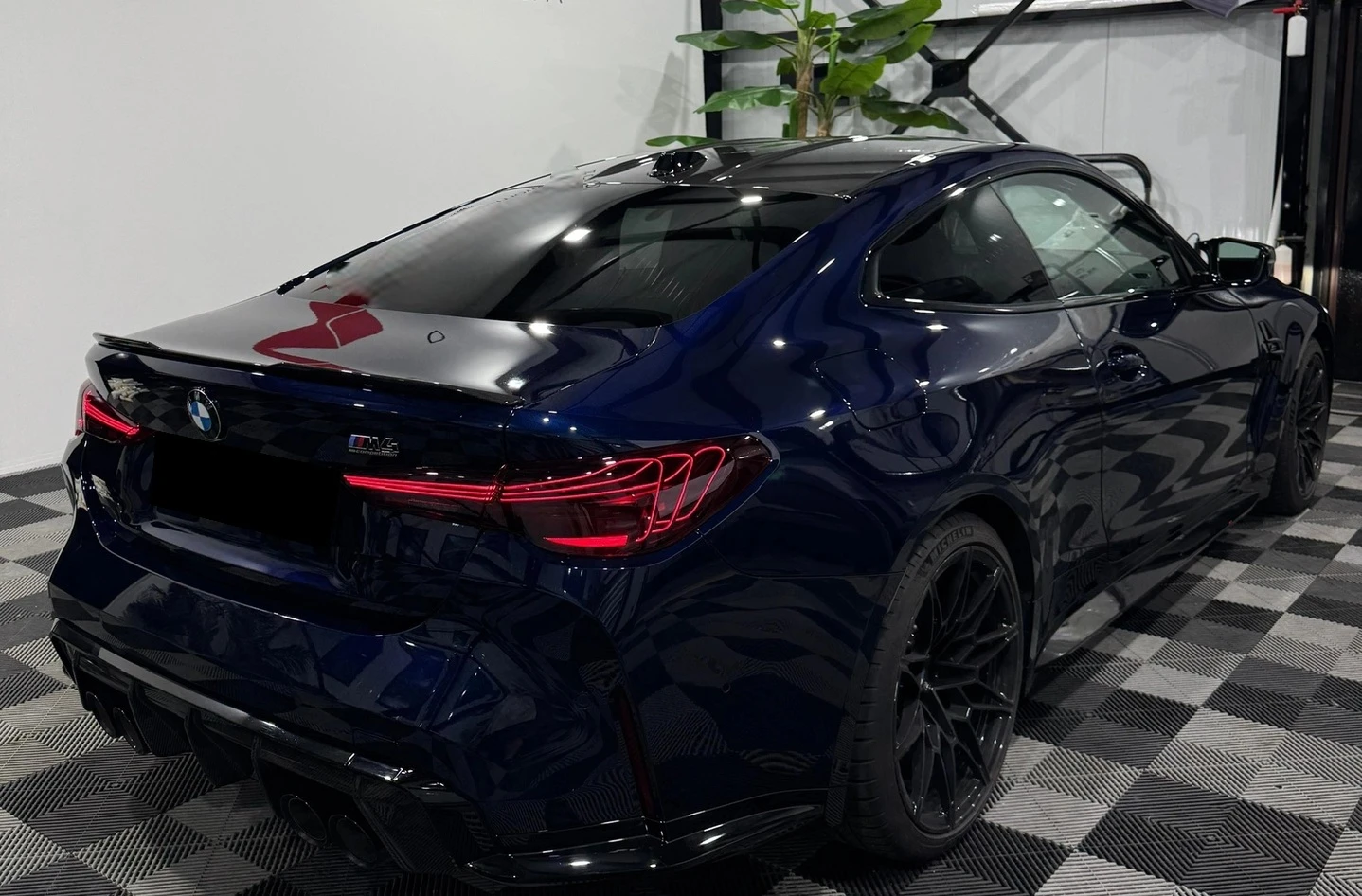 BMW M4 Competition M xDrive, снимка 2 - Автомобили и джипове - 54113640