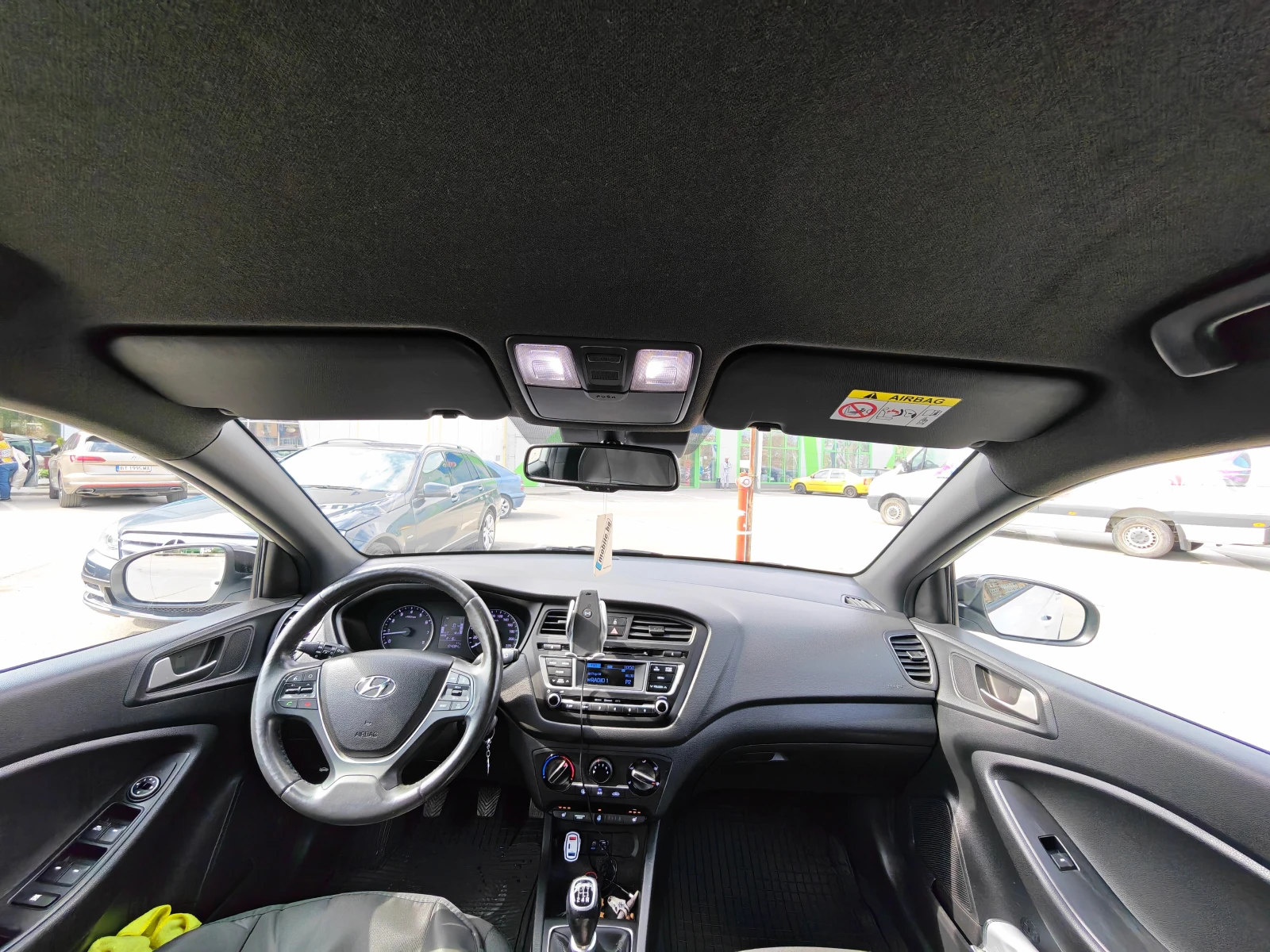 Hyundai I20 1.2 GO, снимка 13 - Автомобили и джипове - 54244684