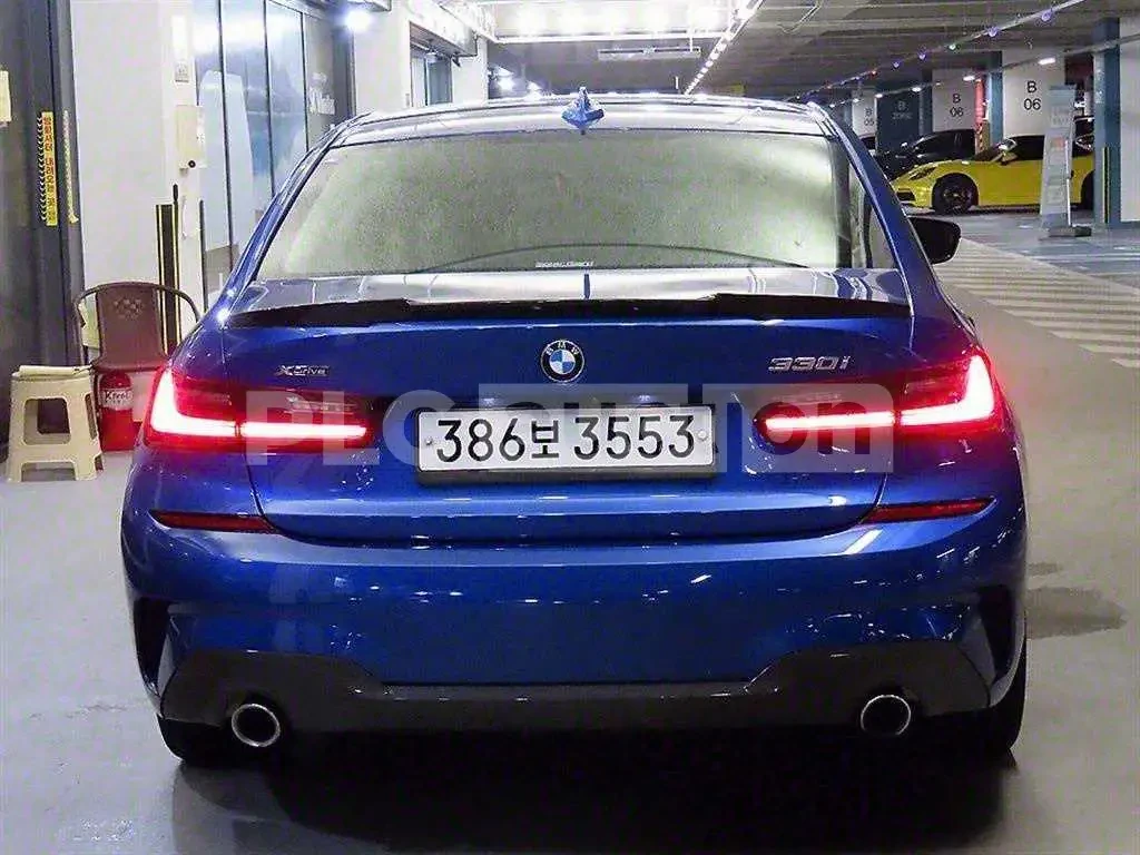 BMW 330 I xDrive| HUD| 360| PANO| AMBIENT, снимка 5 - Автомобили и джипове - 54257412