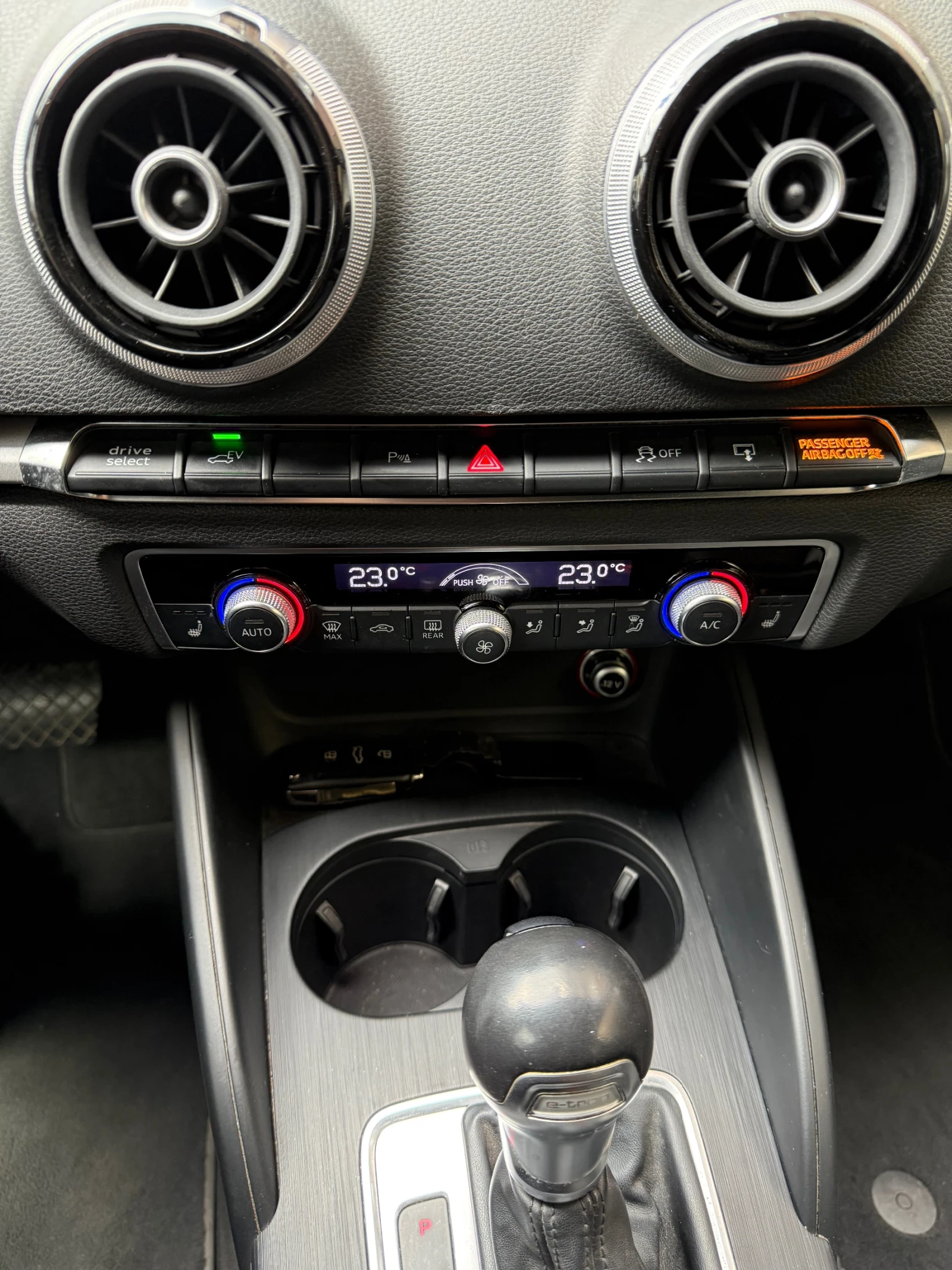 Audi A3 E-TRON, снимка 12 - Автомобили и джипове - 54311865