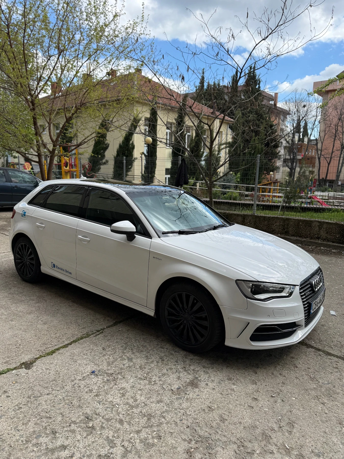 Audi A3 E-TRON, снимка 4 - Автомобили и джипове - 54311865