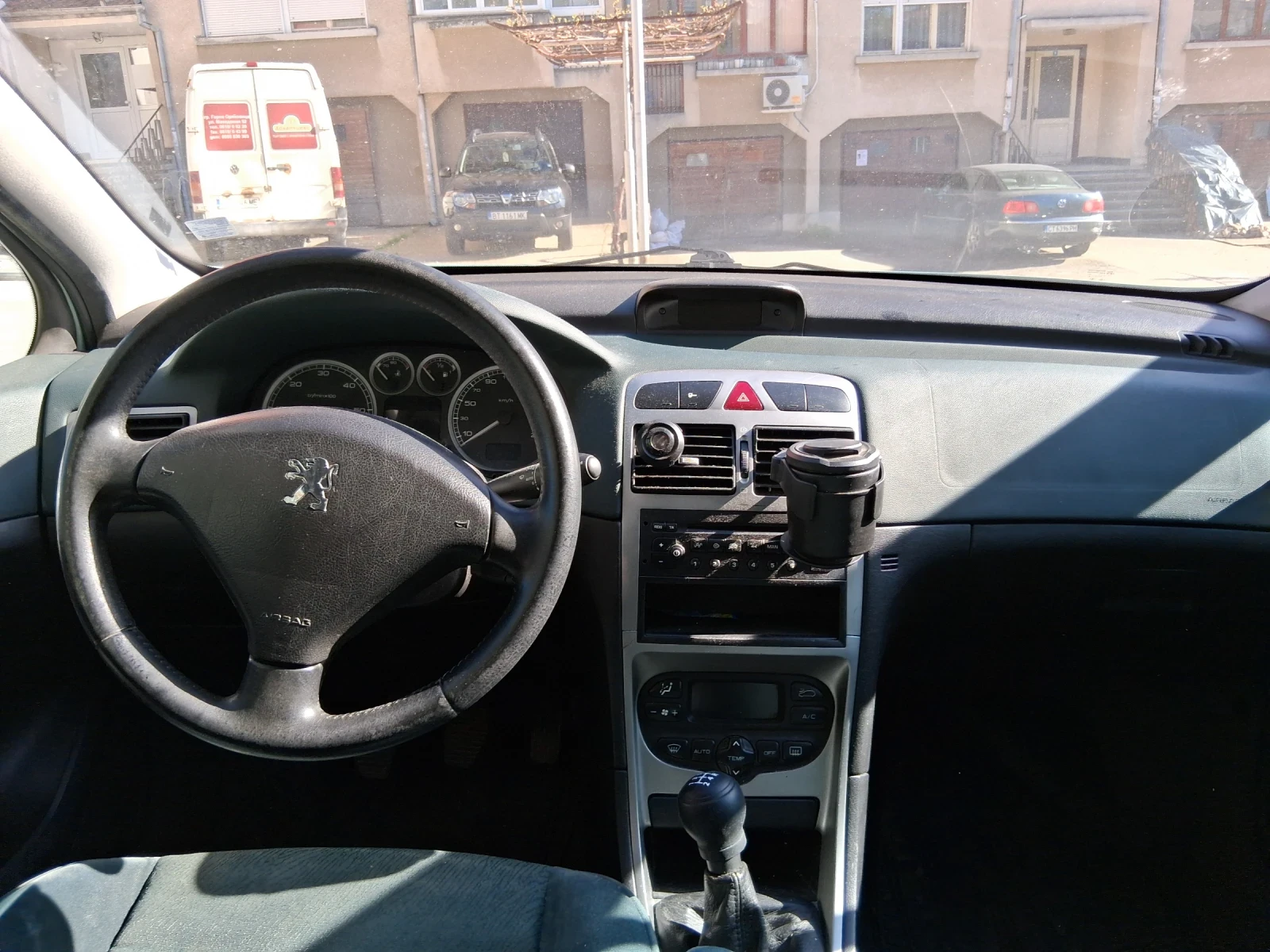 Peugeot 307 2.0 SW HDI, снимка 6 - Автомобили и джипове - 54321762